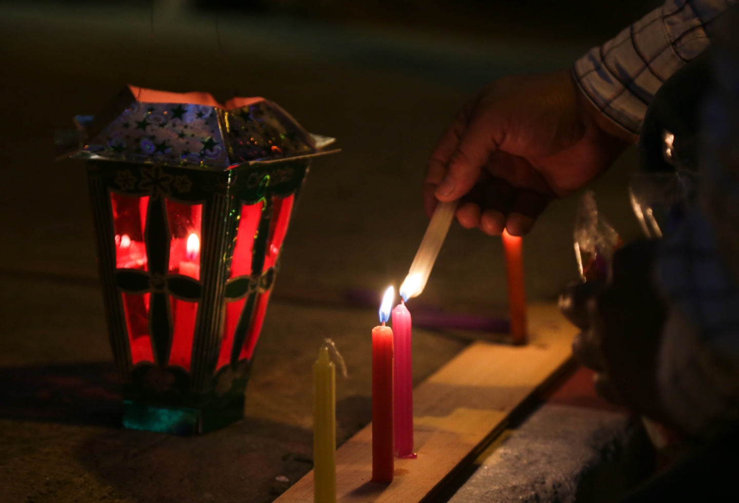 Medellín no tendrá restricciones para el Día de Velitas a pesar del aumento de contagios por Covid