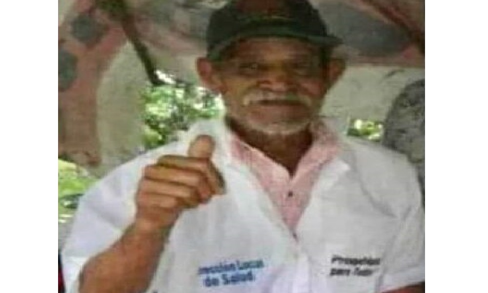 Anciano murió tras caer de un palo de mango