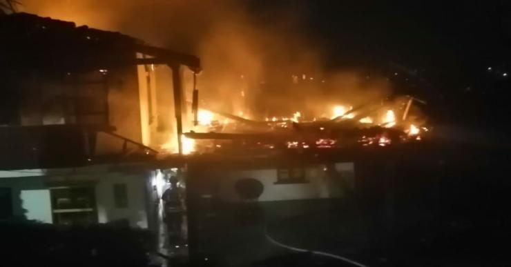 Globo con pólvora provocó un incendio en una finca de Rionegro