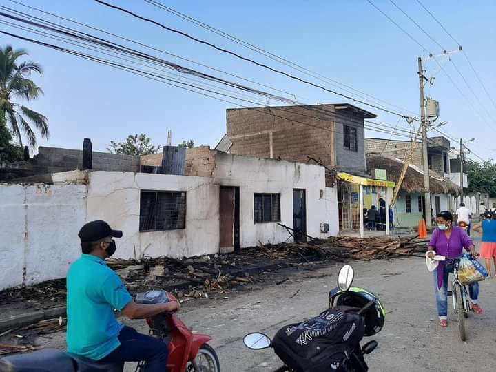 Fuerte incendio en Cereté provocó que adulto mayor muriera de un infarto