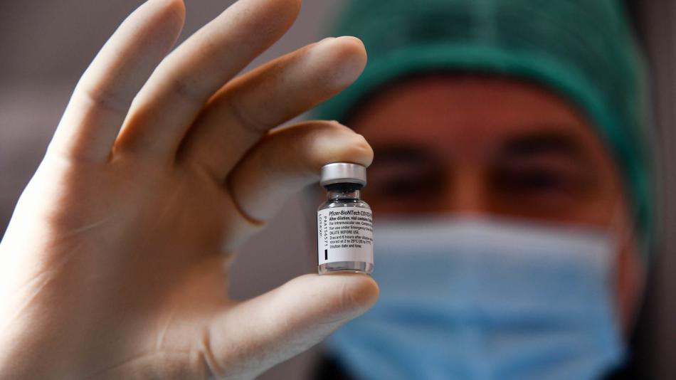 Duque anunció que el lunes llegarán 117.000 vacunas de Pfizer por Covax