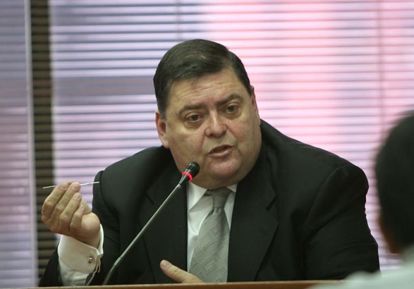 Exsenador sucreño Álvaro García fue aceptado en la JEP