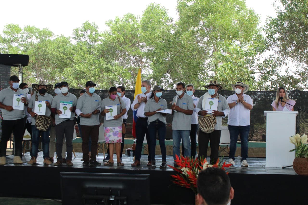 Campesinos de Tierralta recibieron Contratos de Conservación Natural