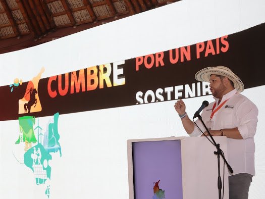 Gobernador de Córdoba fue designado como miembro del Consejo Directivo de la FND