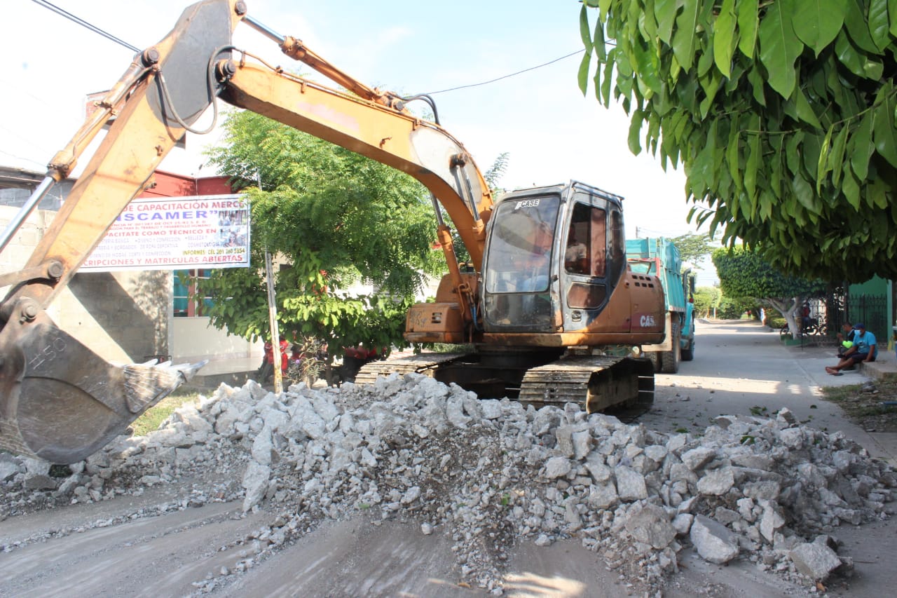 En Lorica, comenzaron obras de reparación de tuberías que estaban averiadas
