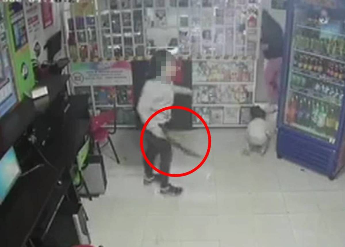 En video, niña de 14 años cogió a planazos a delincuentes y evitó un atraco
