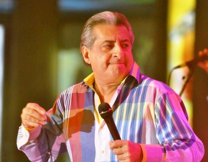 El cantante Jorge Oñate ha presentado mejoría pero sigue delicado