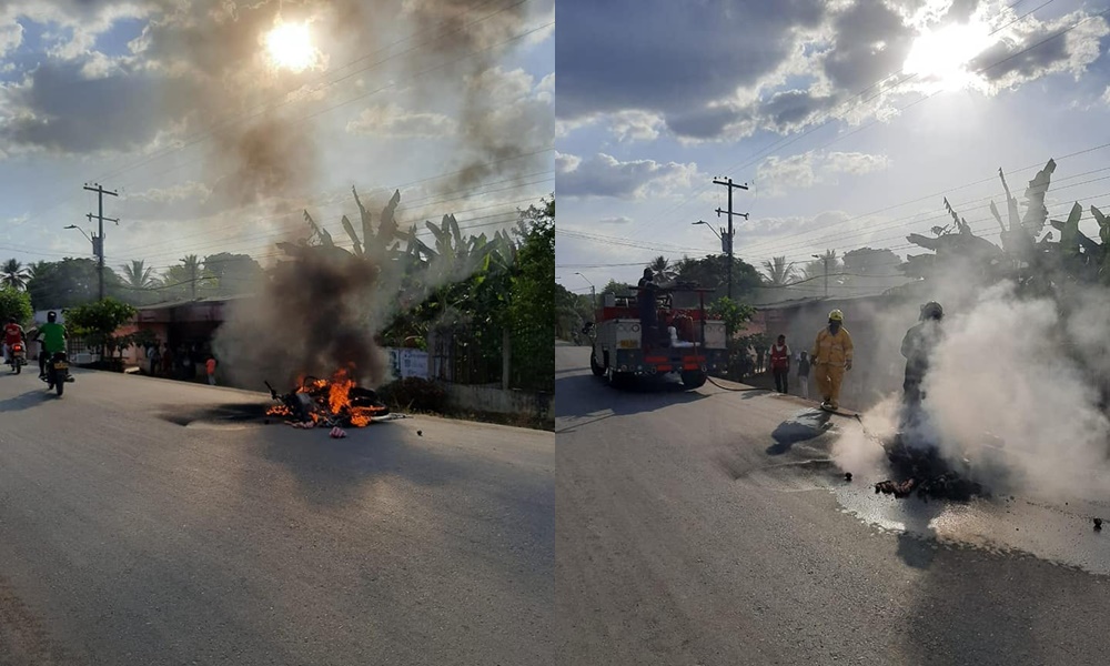 Motocicleta quedó en pérdida total tras incendiarse en Tierralta