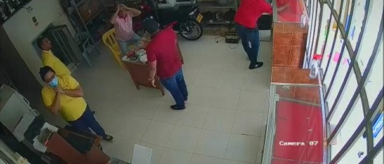 Autoridades tras la pista de delincuentes que cometieron millonario robo en compraventa de Ciénaga de Oro