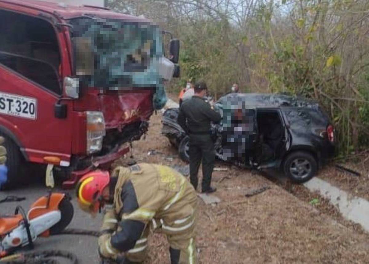 Terrible accidente de tránsito cobró la vida de un hombre y su hija de 7 años