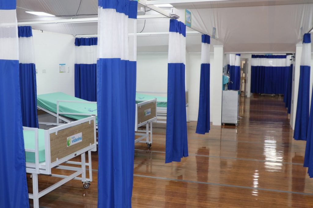 La disponibilidad de camas Covid está siendo soportada con el hospital de campaña ‘Happy’ Lora