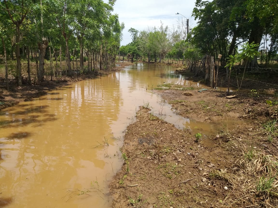 Desbordamiento del arroyo ‘El Salado’ dejó incomunicada a población rural de Ciénaga de Oro