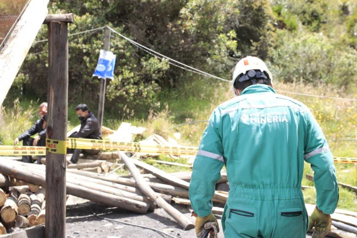 Reportan derrumbe de mina de oro en Antioquia, verifican si hay personas atrapadas