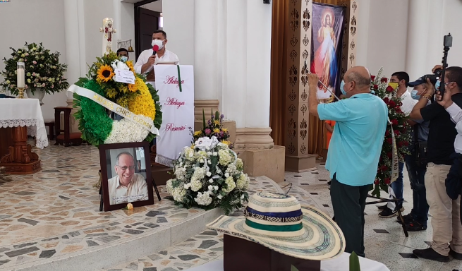 Cereté despide a un grande del periodismo en Córdoba, así fue el último adiós a Rafael Chica