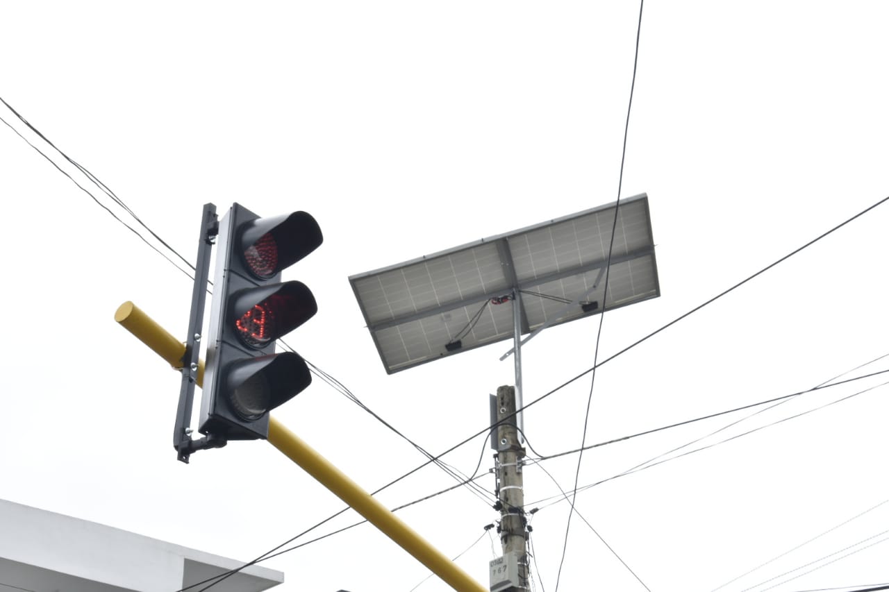 Cereté cuenta con nuevos semáforos en dos importantes intersecciones viales del centro