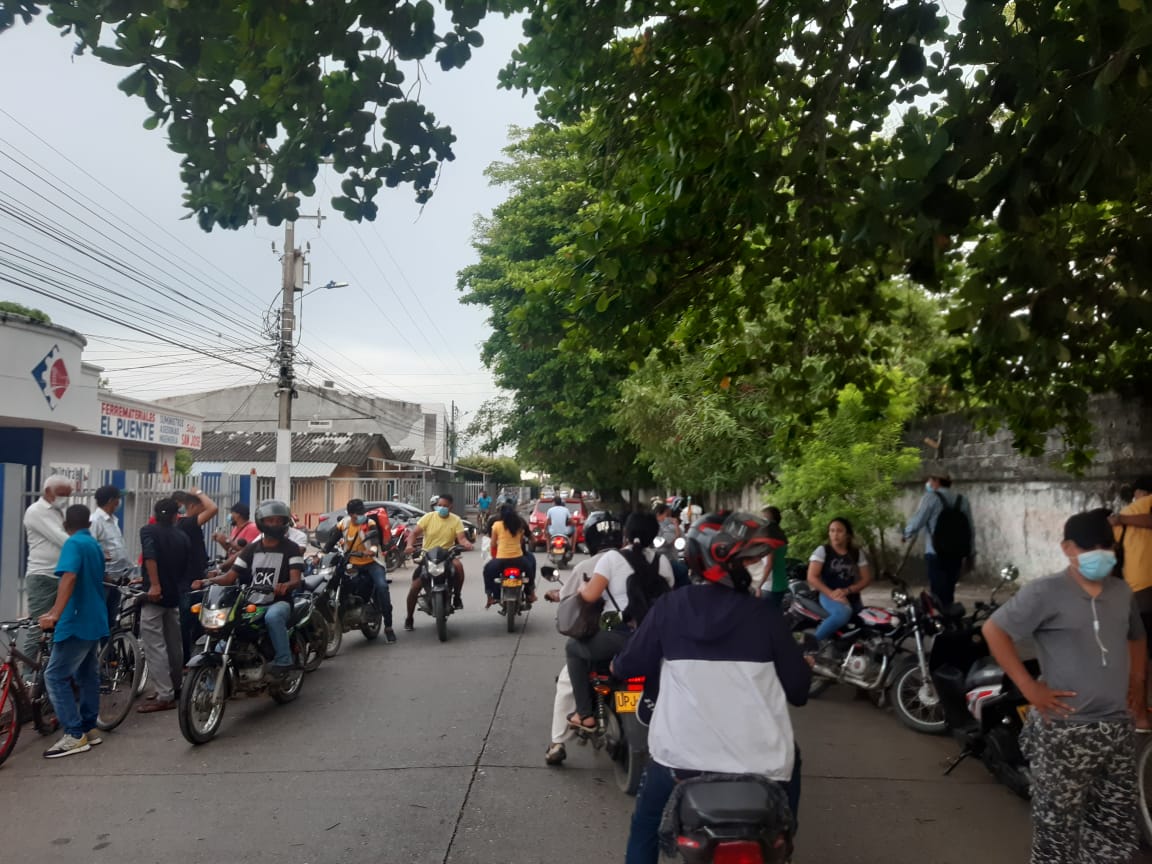 Identifican a barbero baleado, lucha por su vida en una clínica de Montería