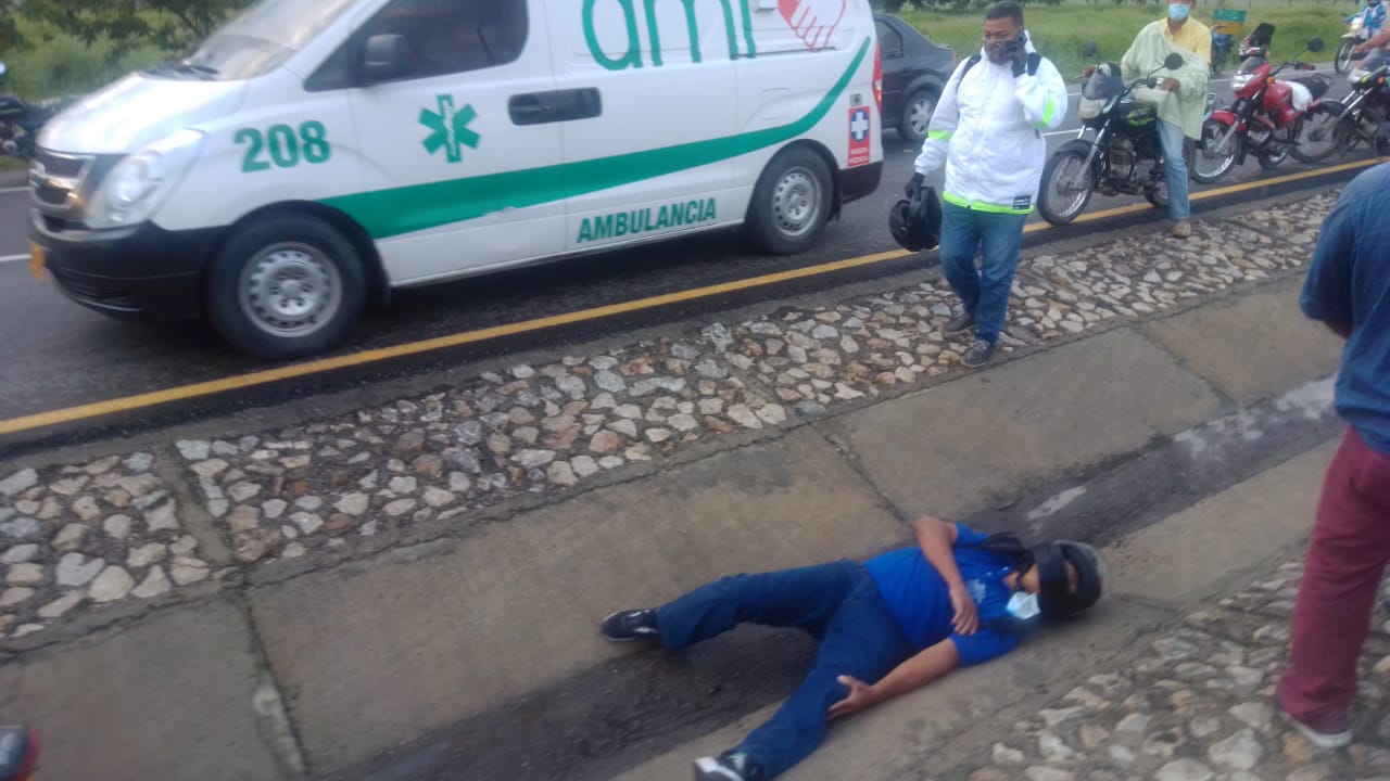 Motociclista resultó herido en accidente de tránsito en el Segundo Anillo Vial de Montería