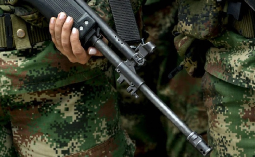 Soldado se fugó con seis fusiles de un cantón militar en Buga