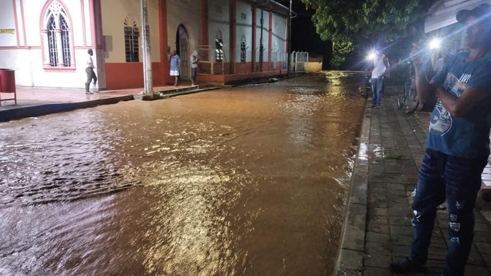 Cerca de 200 familias resultaron afectadas por inundaciones en San José de Uré