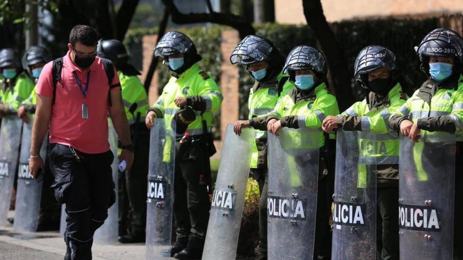 Sentimiento nacional, lanzan vaca para recoger fondos y ayudar a policías afectados durante el paro