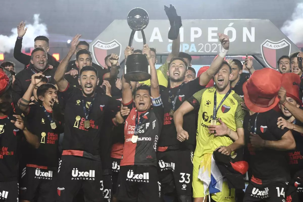 El monteriano Wilson Morelo hace historia con Colón, campeón de Copa de la Liga en Argentina