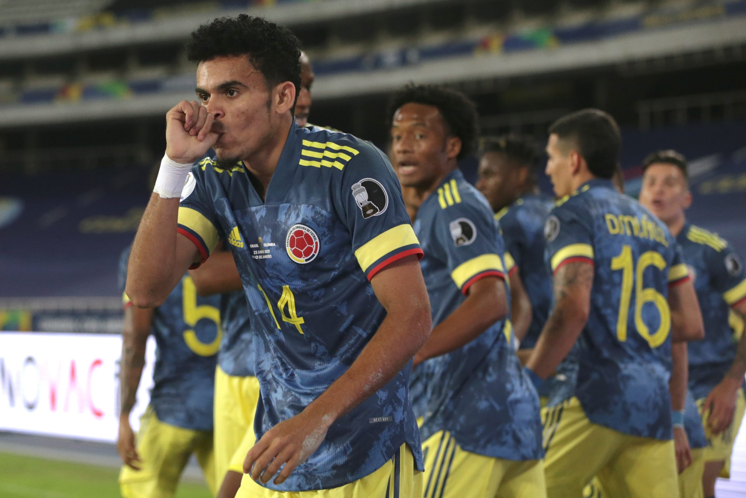 Pese a la polémica y dolorosa derrota ante Brasil, la tricolor avanzó cuartos de final