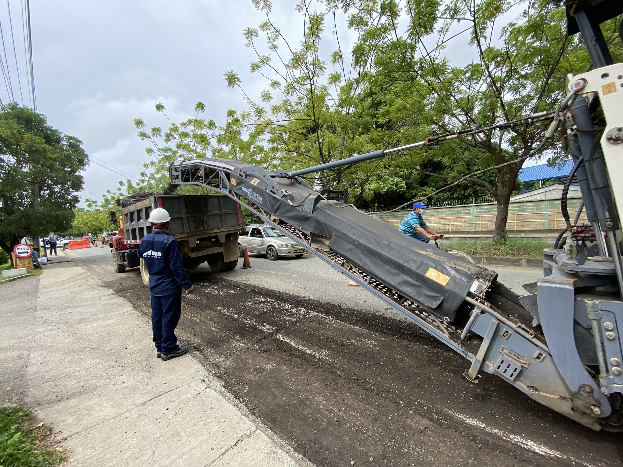 En Montería, inician trabajos de remoción de la capa asfáltica de la calle 29