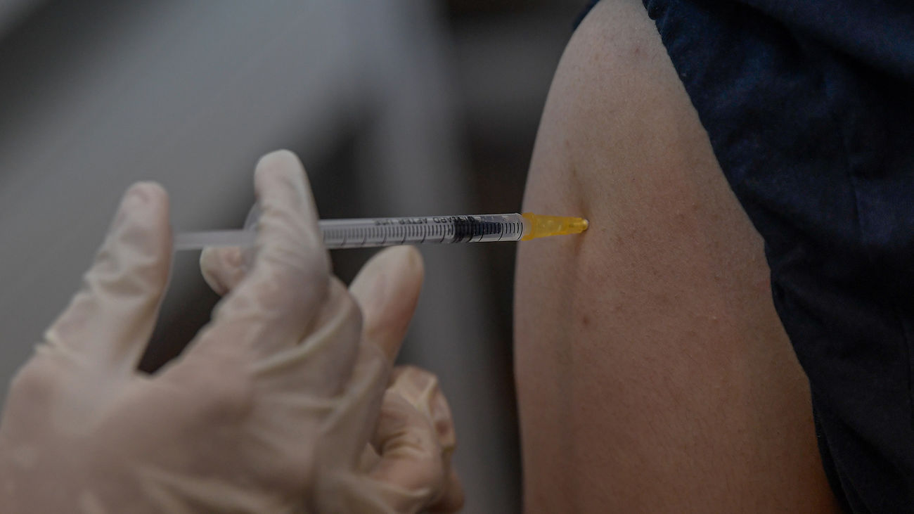 Autorizan aplicación de la cuarta dosis de la vacuna contra el Covid-19 a personas entre 18 y 49 años
