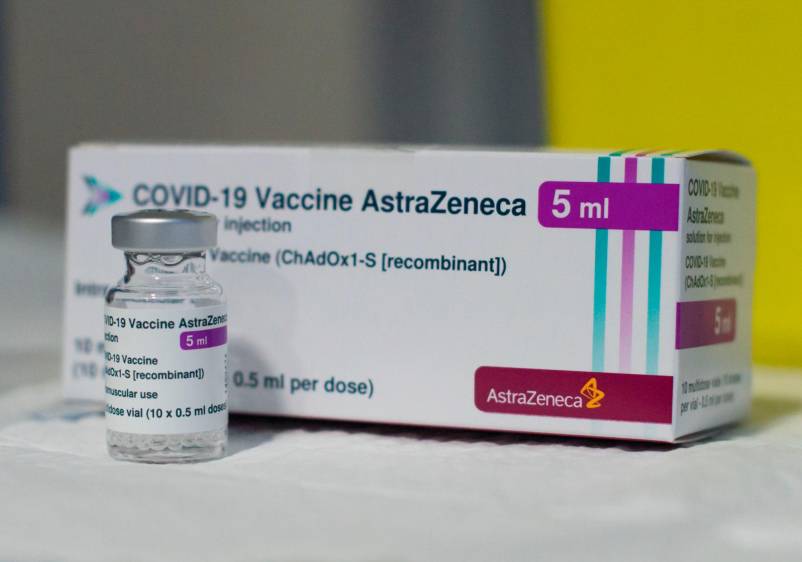 A Colombia llegaron 591.100 dosis de la vacuna AstraZeneca