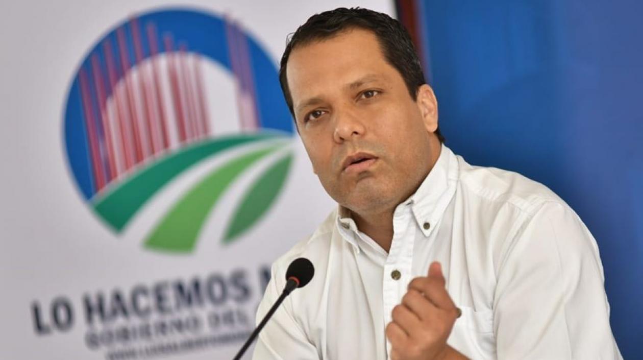 Ordenan detención domiciliaria contra el gobernador del Cesar, Luis Monsalve Gnecco