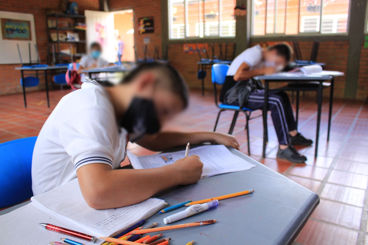 No exigirá el carné de vacunación para niños en el regreso a clases presenciales en Bogotá