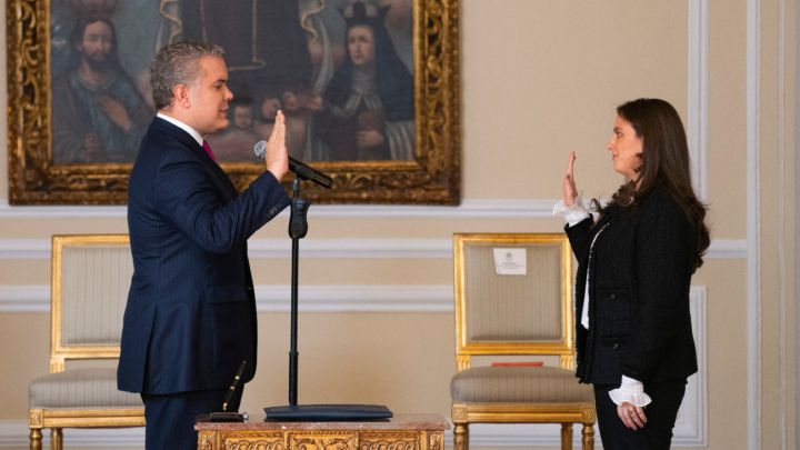 Duque le pidió la renuncia a la MinTic, Karen Abudinen