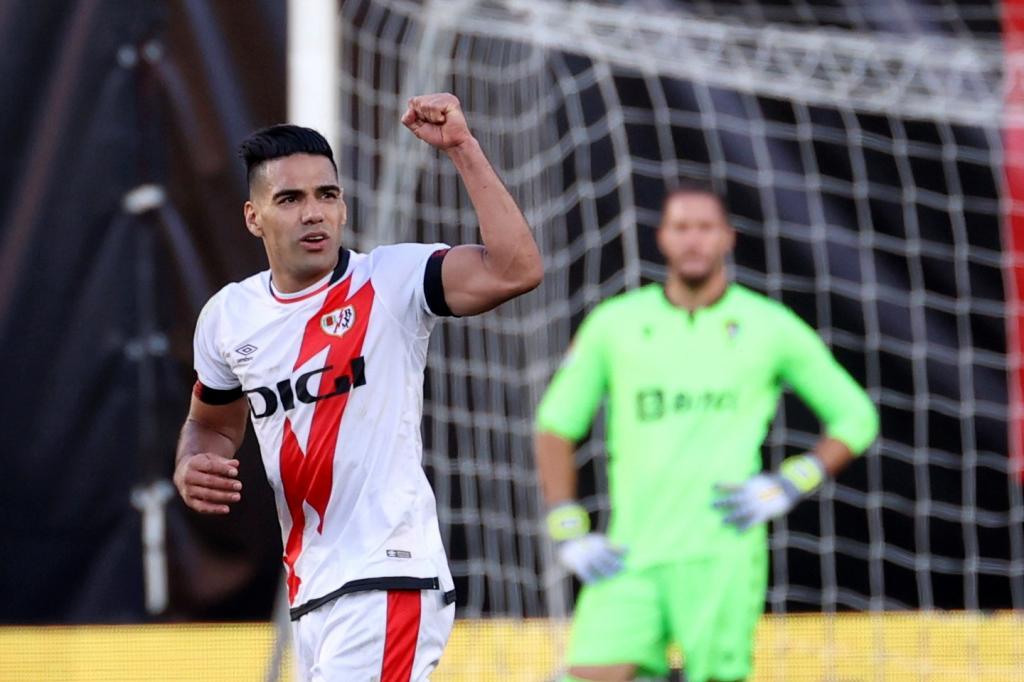 Falcao está intratable, tres goles en tres partidos con el Rayo Vallecano