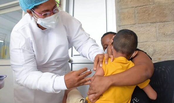 Inicia vacunación para menores de 3 a 11 años en Montería, esto son los puntos habilitados