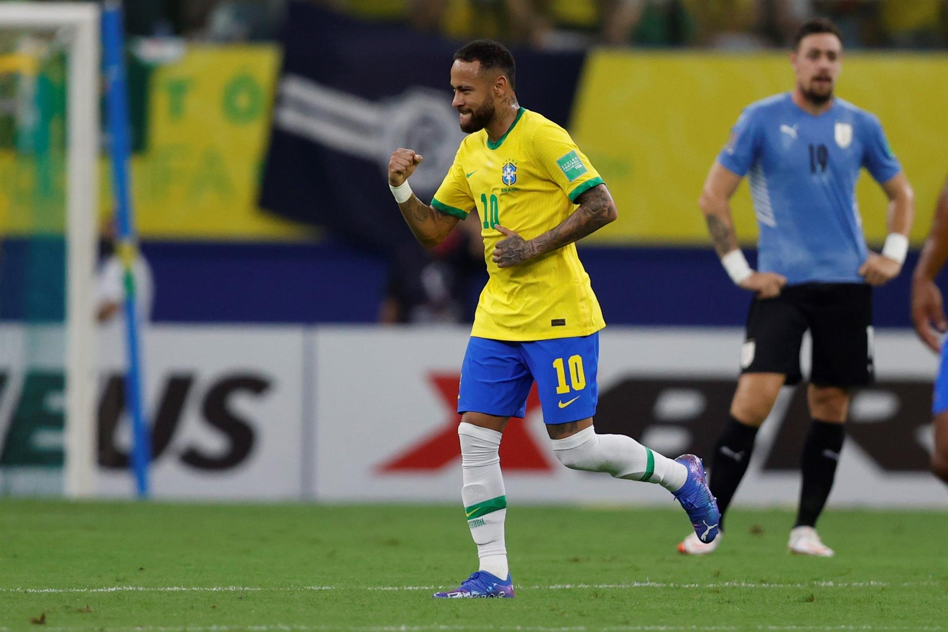 Brasil goleó a Uruguay y se convirtió en la primera selección suramericana en clasificar a Catar 2022