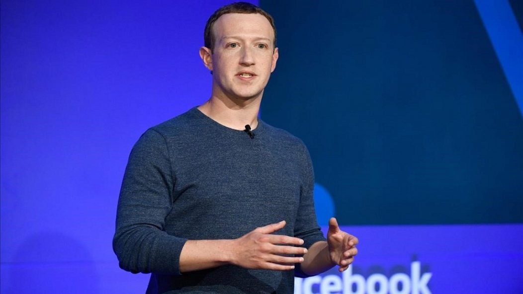 7.000 millones de dólares perdió Zuckerberg tras la caída de Facebook