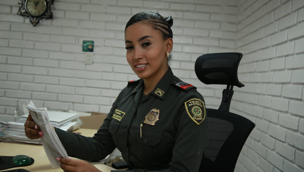MinDefensa le pagará cambio de sexo a Andrea Cortés, la patrullera trans que fue destituida
