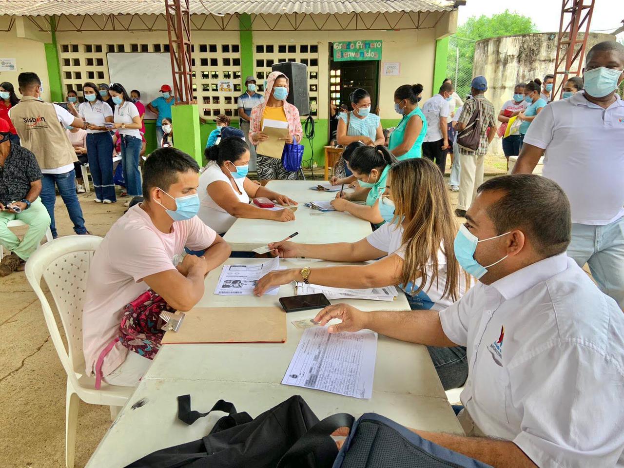 Participa en la Gran jornada de salud en el barrio La Granja