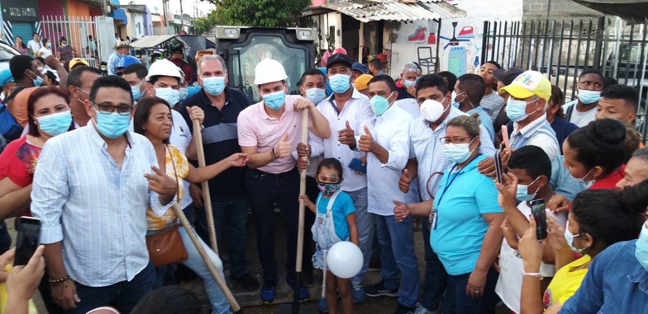 “Seguimos cambiando realidades, no más barro, no más polvo”: alcalde de Montería tras iniciar obras en la calle ‘Bolsillo Largo’