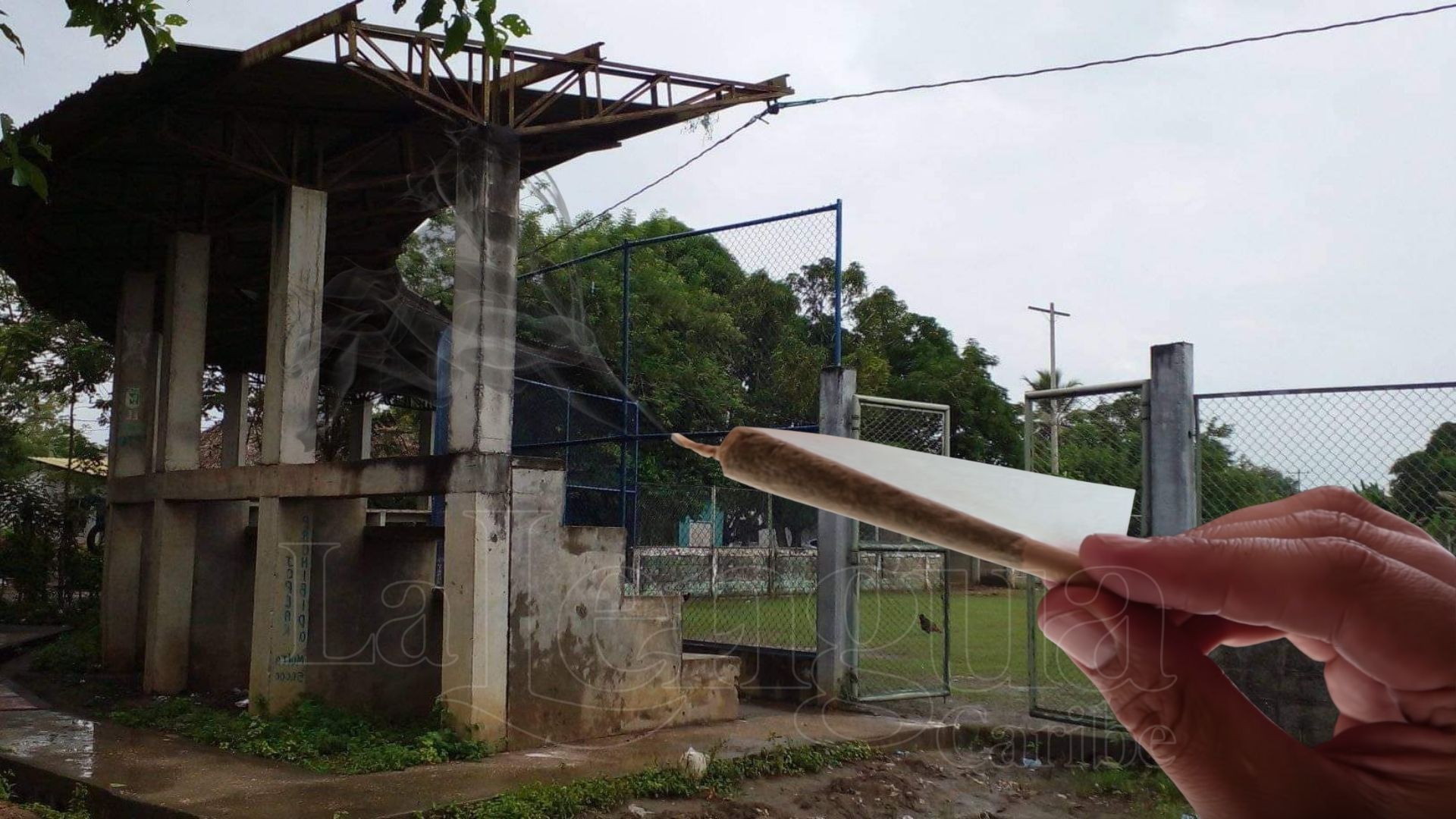 En Cotorra, marihuaneros hacen de las suyas en el abandonado estadio de béisbol