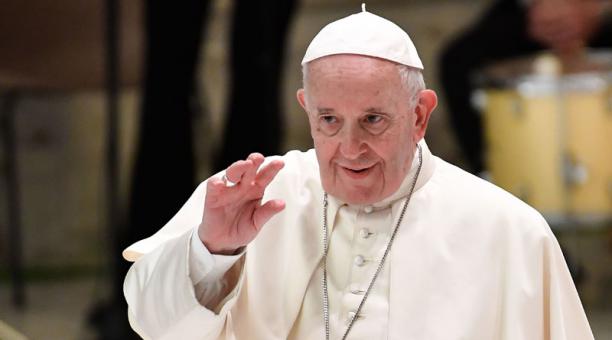 Papa Francisco dedicó sus oraciones en Navidad a niños enfermos y a los pobres