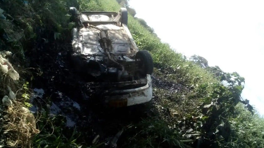 Carro se volcó y cayó a un canal en Tierralta