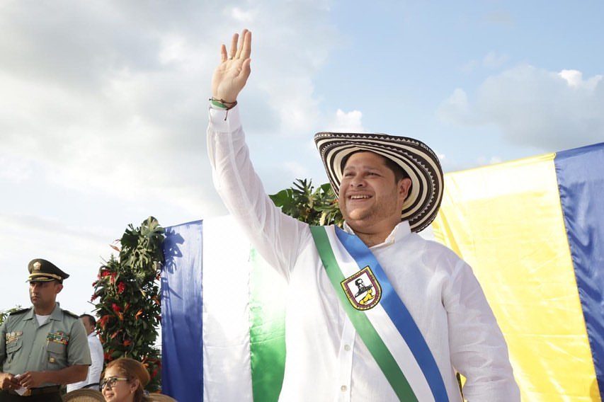 Gobernador de Córdoba con la segunda imagen más favorable del Caribe, según encuesta