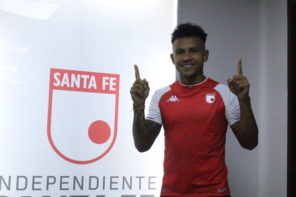 El buen hijo regresa a casa, el monteriano Wilson Morelo fue presentado como refuerzo de Santa Fe