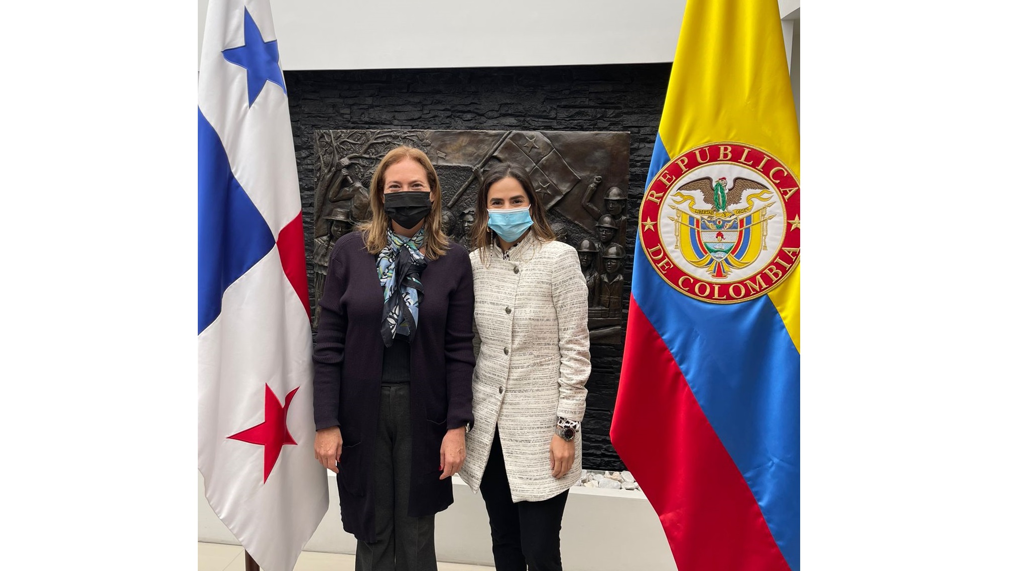 Embajada de Panamá en Colombia respalda proyectos sociales de Montería