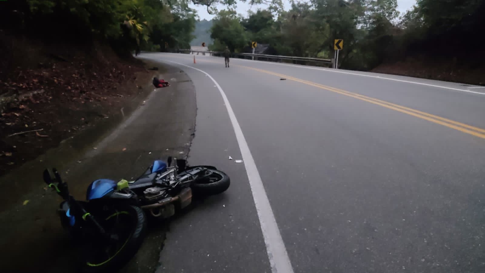 Motociclista atropelló y mató a venezolano