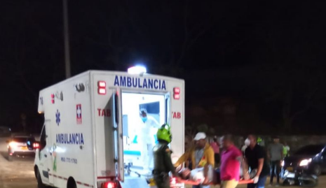 Se fracturó la pierna en choque de motocicletas en Lorica