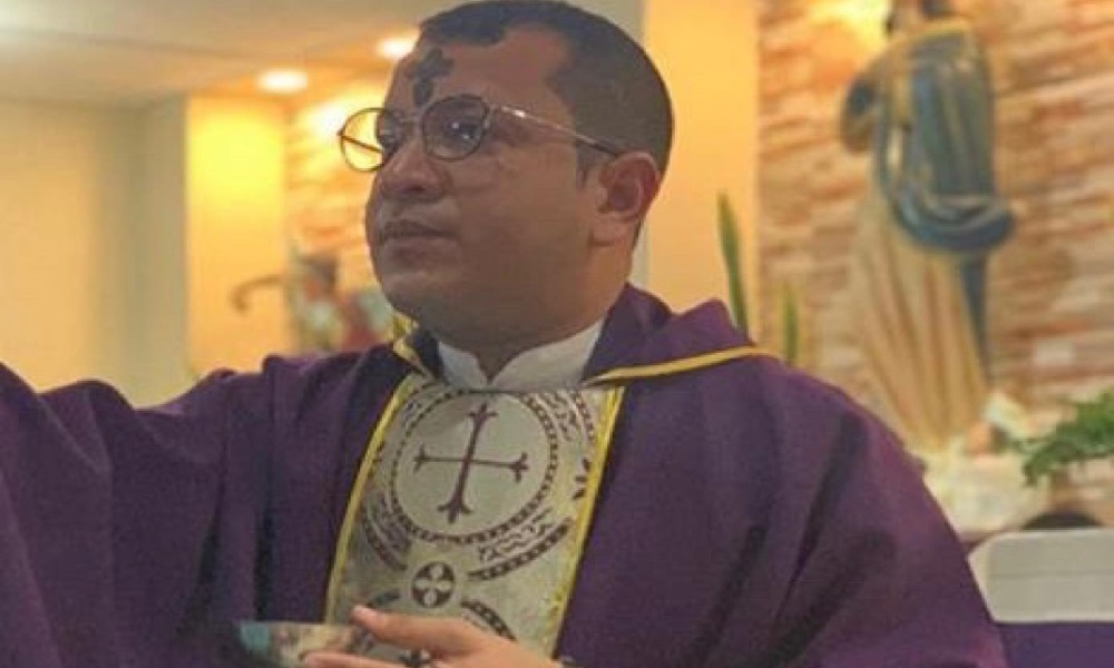 Escándalo en San Bernardo del Viento, sacerdote habría violado y embarazado a una menor