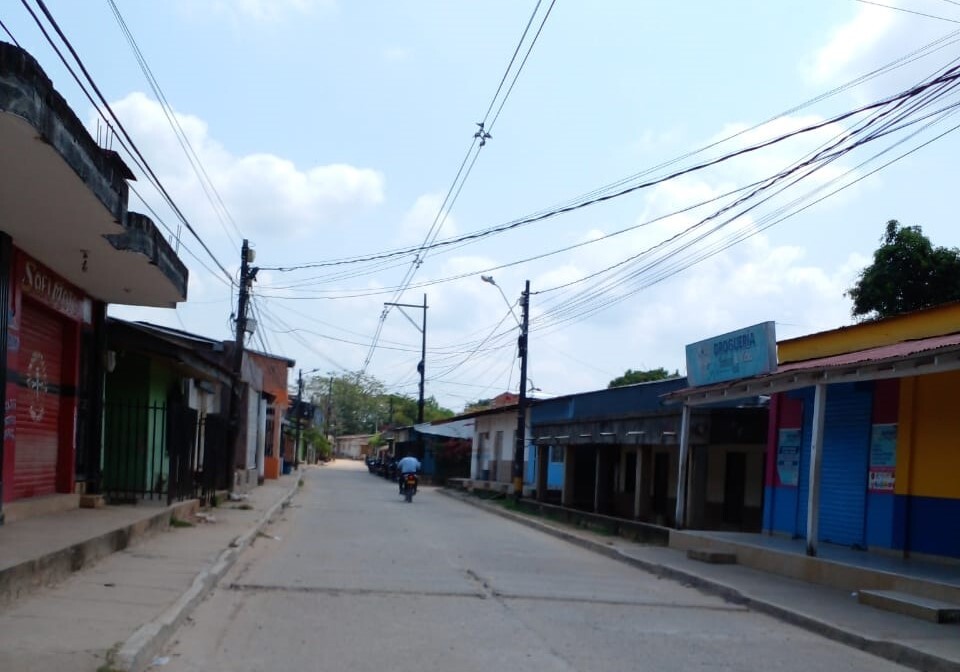 Paro armado del ELN: Al menos el 97% del comercio está cerrado en El Bagre, Antioquia
