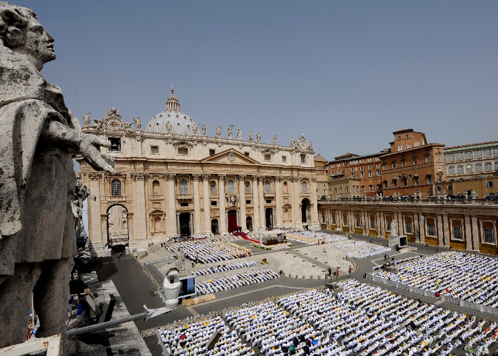 “Evitar cualquier escalada, parar la guerra y negociar”: Vaticano está dispuesto a ayudar en negociaciones entre Rusia y Ucrania